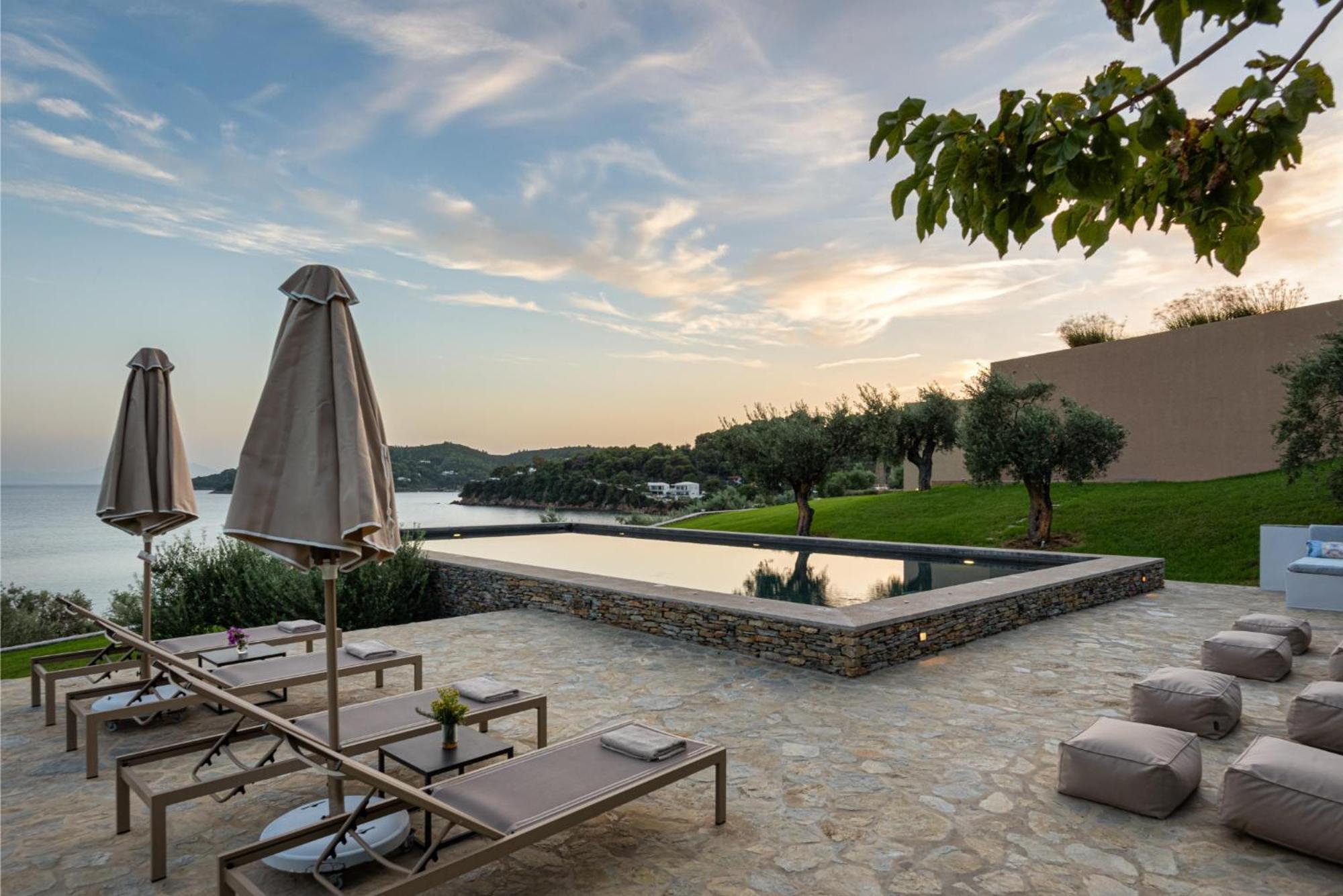 Pelagoon Skiathos Achladies  Номер фото