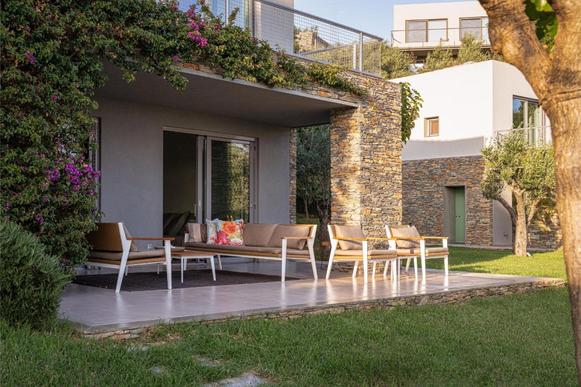 Pelagoon Skiathos Achladies  Номер фото