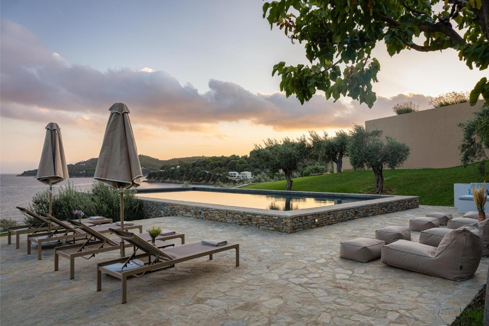 Pelagoon Skiathos Achladies  Номер фото