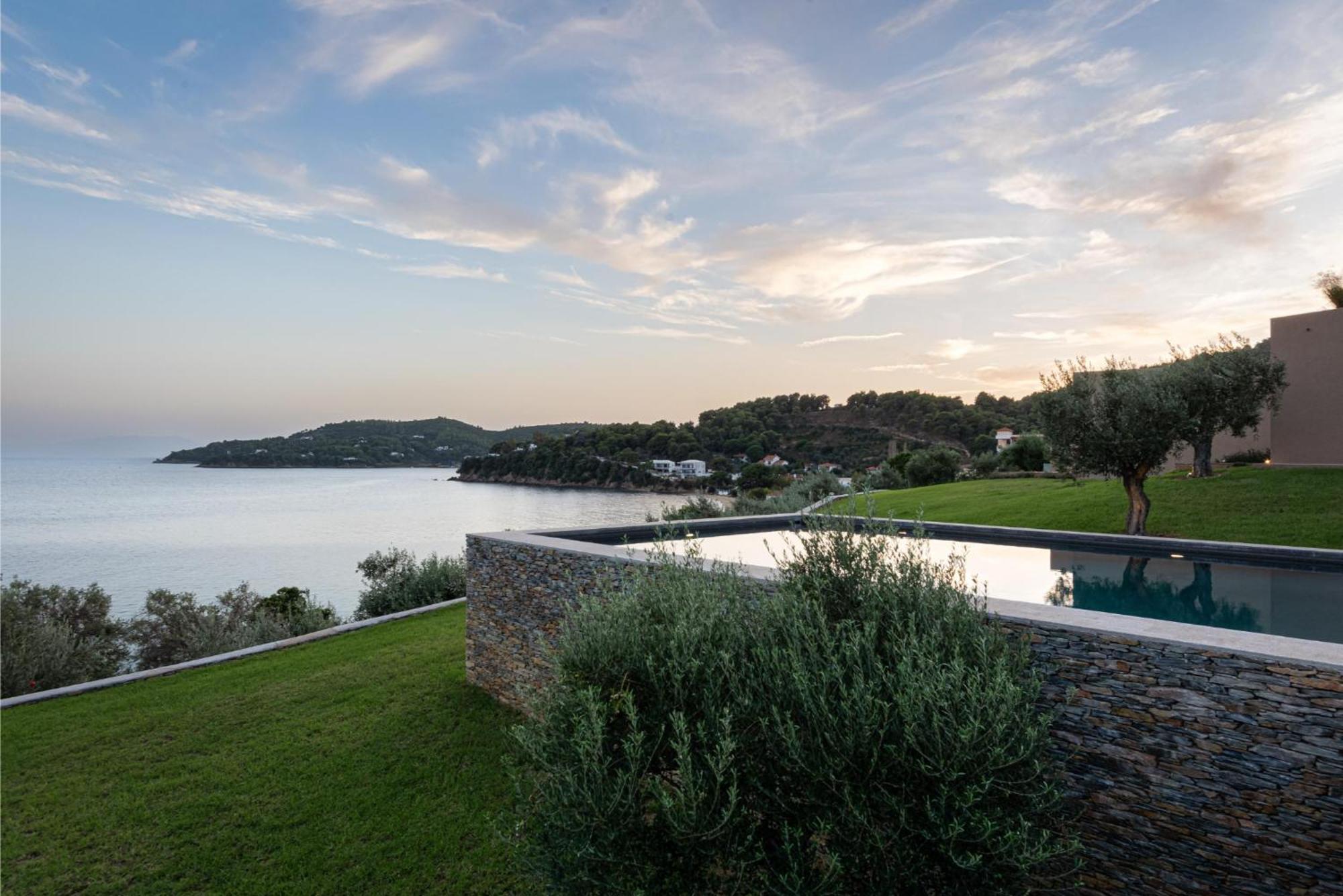 Pelagoon Skiathos Achladies  Номер фото