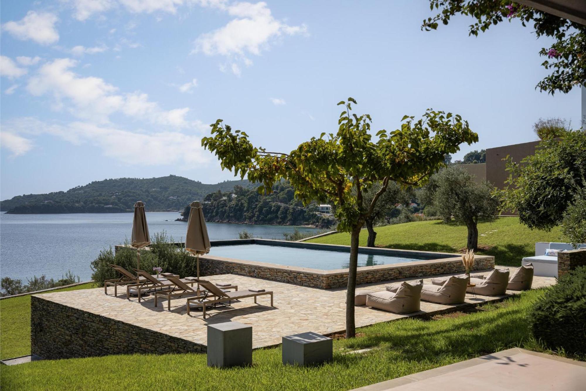 Pelagoon Skiathos Achladies  Номер фото